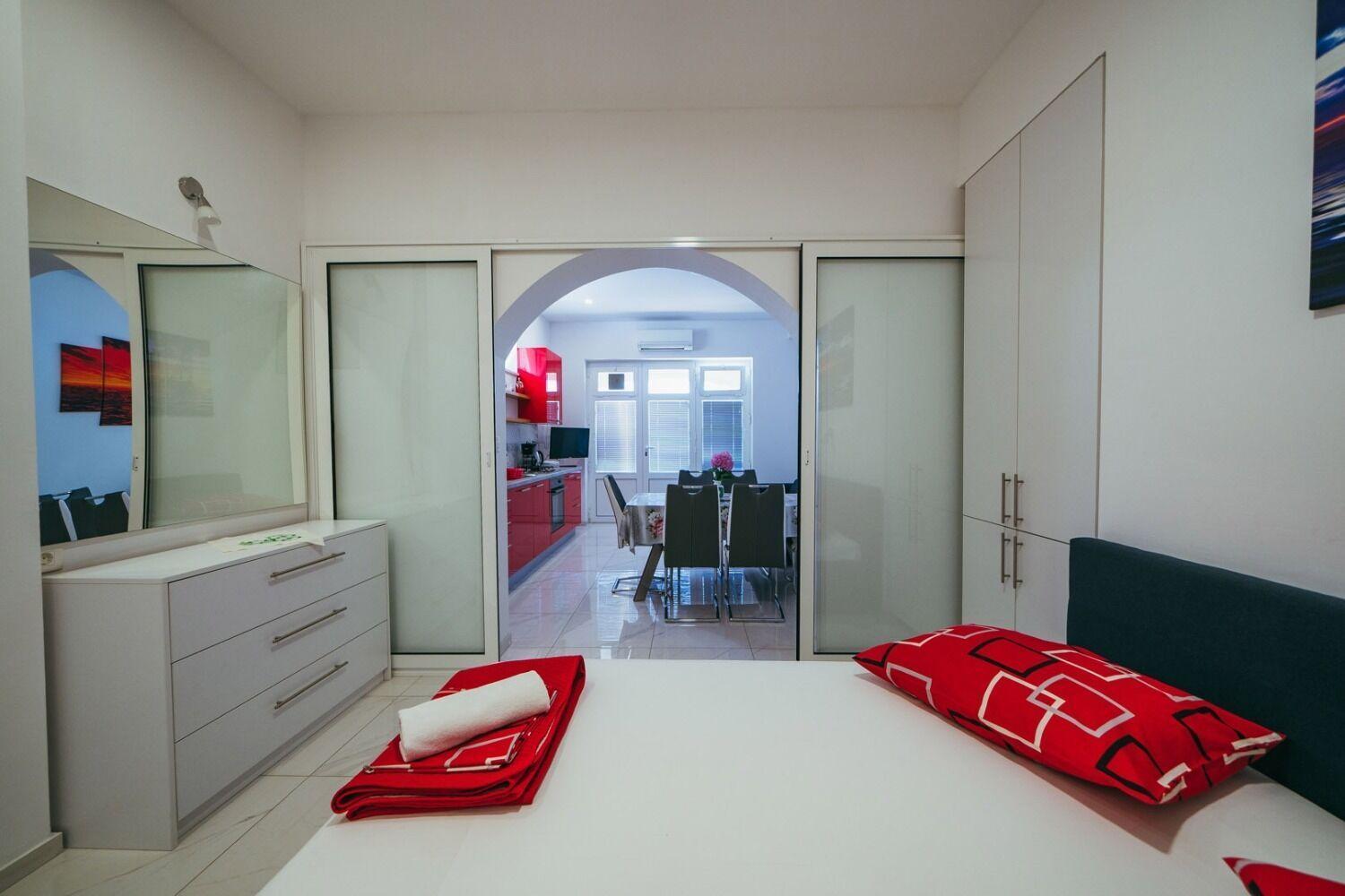 ברלה Apartments Lovre - Close To The Sea מראה חיצוני תמונה